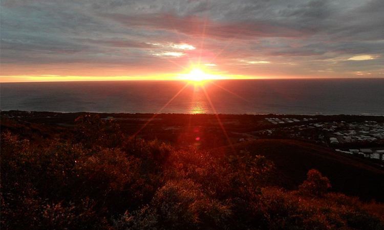Mt Coolum Sunrise - Noosa YHA Image Credit Mountain Ash