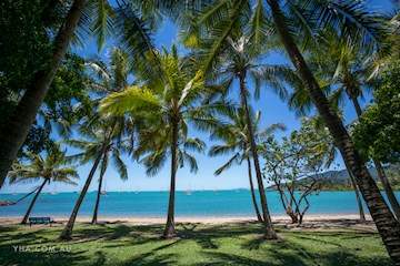 Airlie Beach YHA, Whitsundays thumbnail