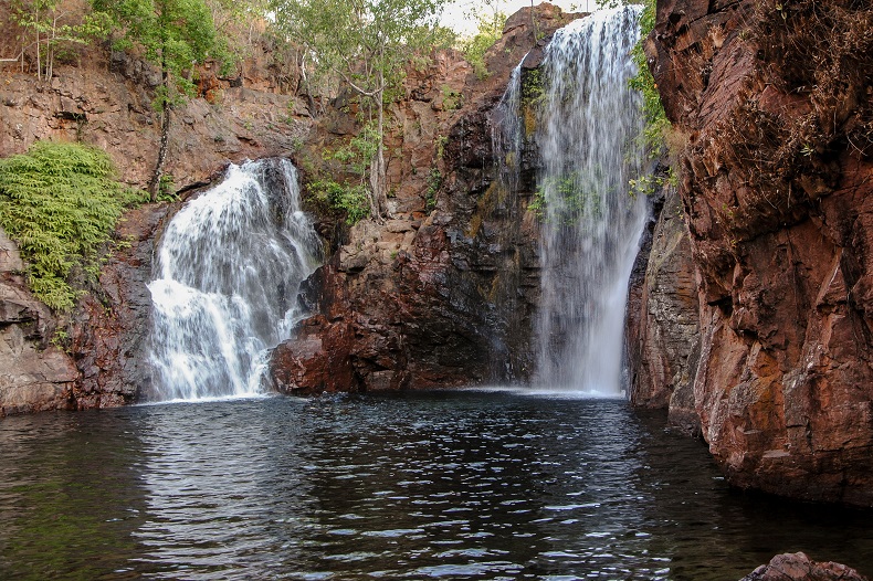 Plunge_pool-florence_falls_shutterstock_351650753.jpg