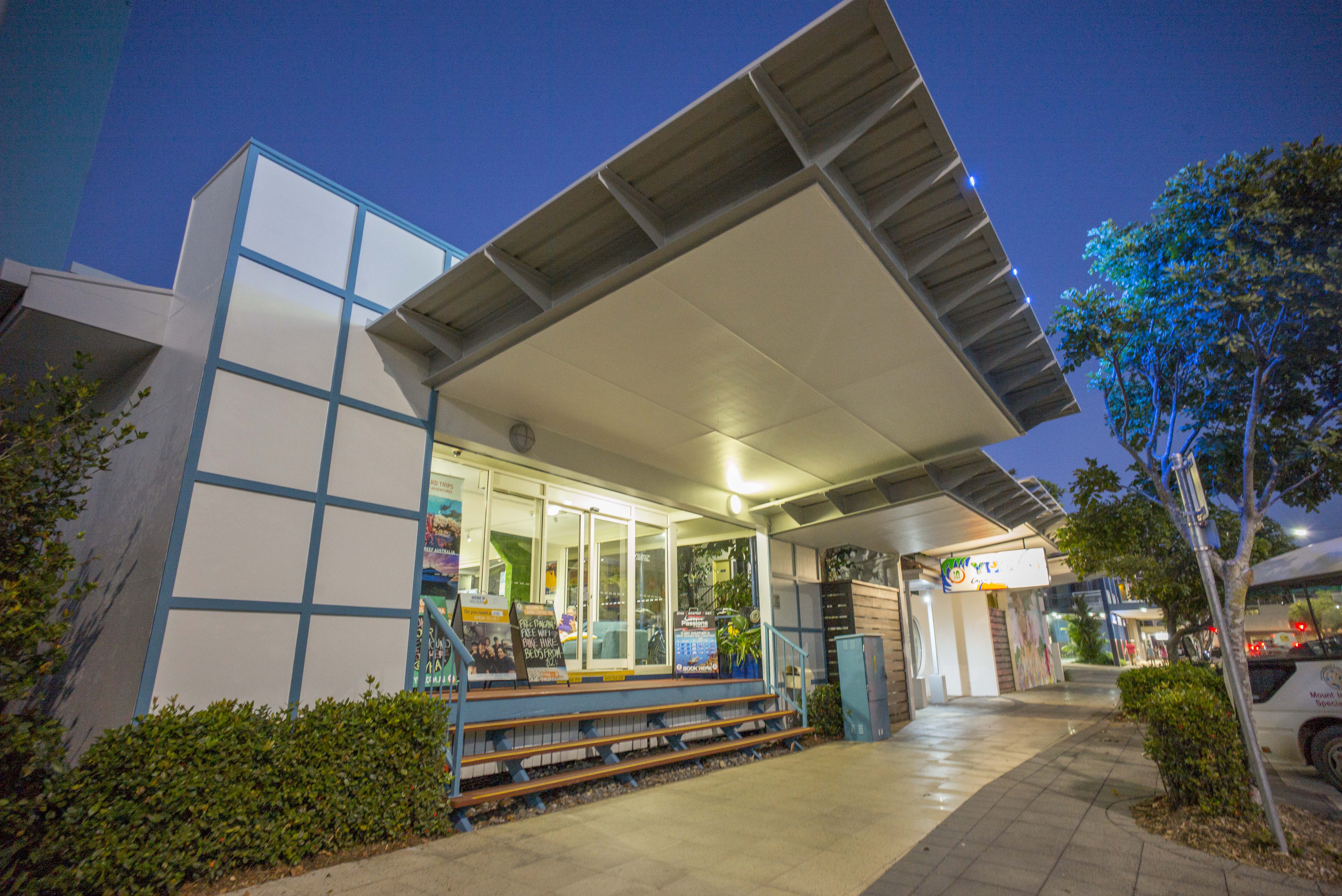 Group Accommodation Cairns Central YHA