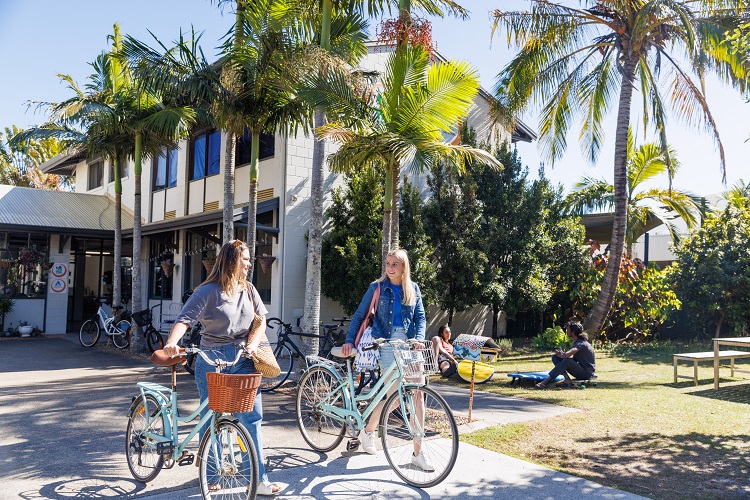 SustainableStays_YHACoolangatta_Bikes.jpg