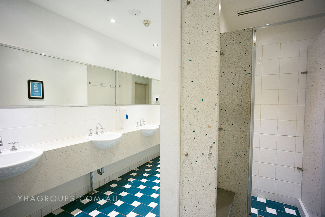 Sydney Central YHA - Safe and Secure Communal Bathrooms.jpg