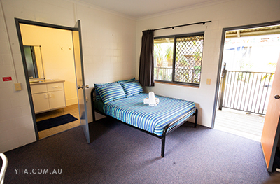 Cape Byron YHA_double ensuite_2019