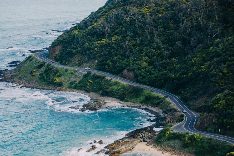 VIC_RoadTrip_GreatOceanRoad.jpg