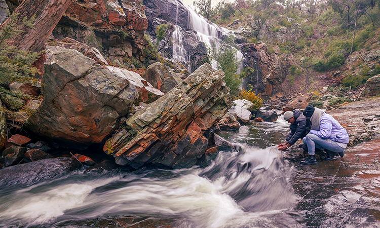 grampians-eco-yha_mackenzie-falls_winter_2018-13-edited.jpg