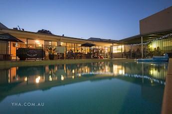 Sydney Collaroy Beachouse YHA tile image