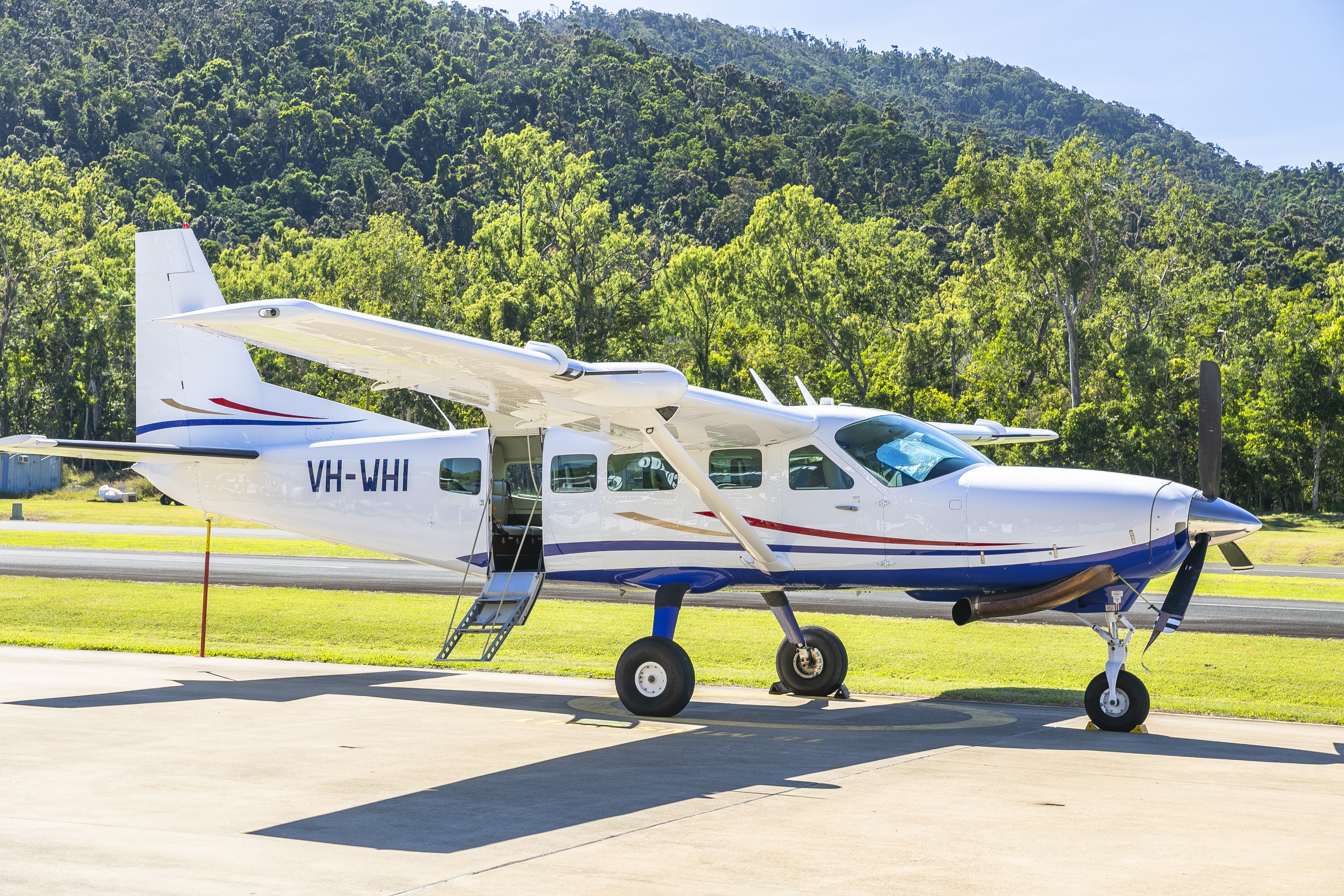 Whitsundays Scenic Flight- The plane