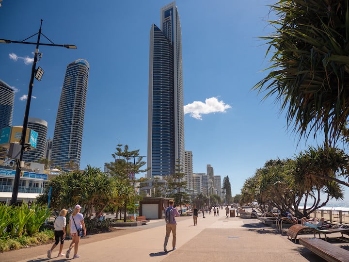 Visit Surfers Paradise - Gold Coast