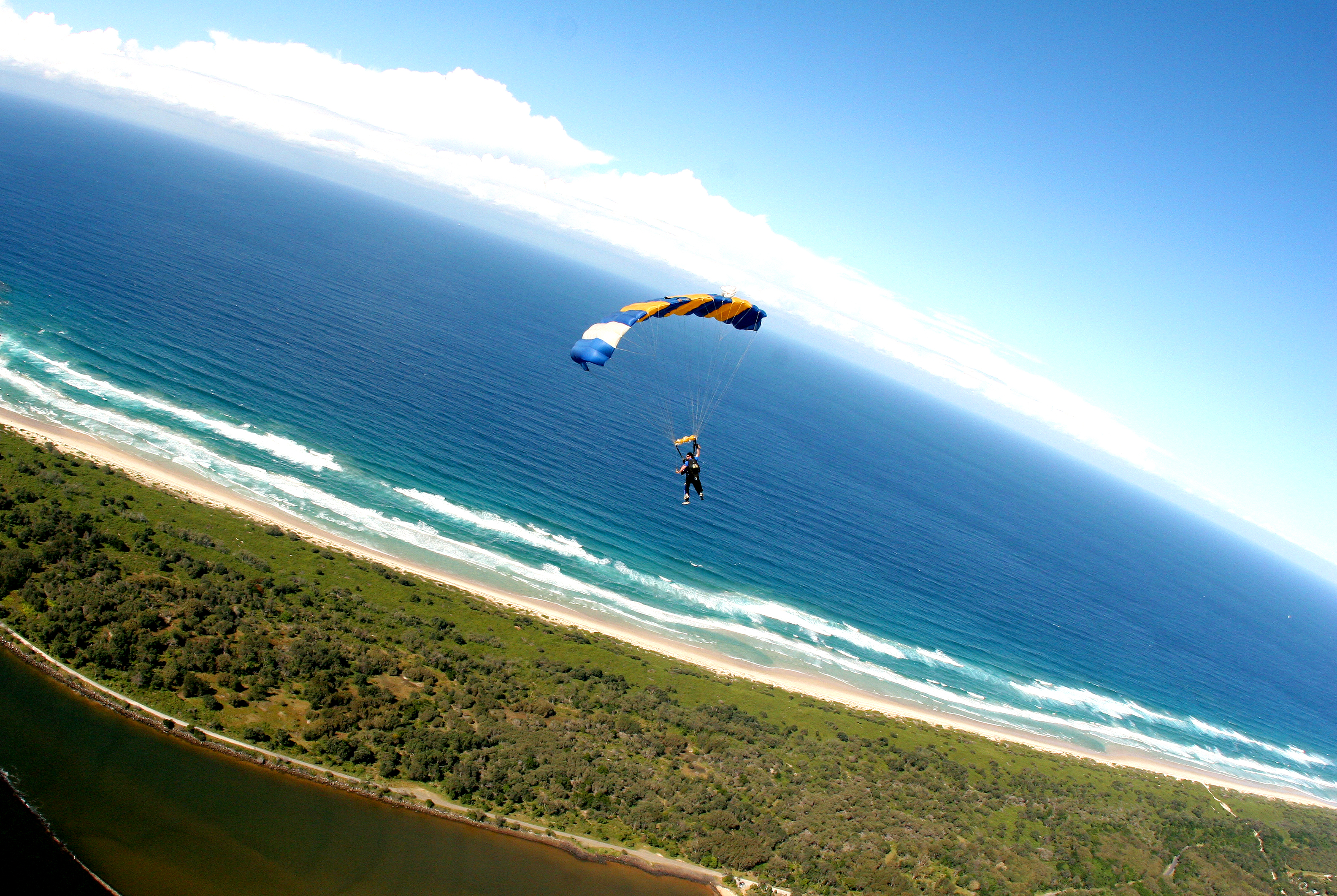 Skydive Byron Bay- Lush Coastal Views