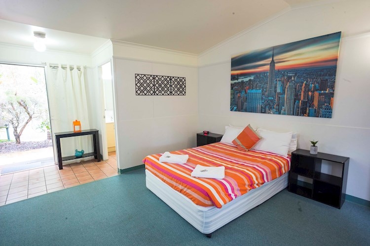 Hervey Bay YHA Centrally Located & fun hostel