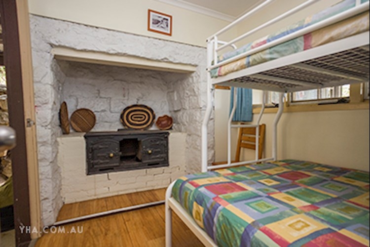 Pittwater YHA Private Room 2017