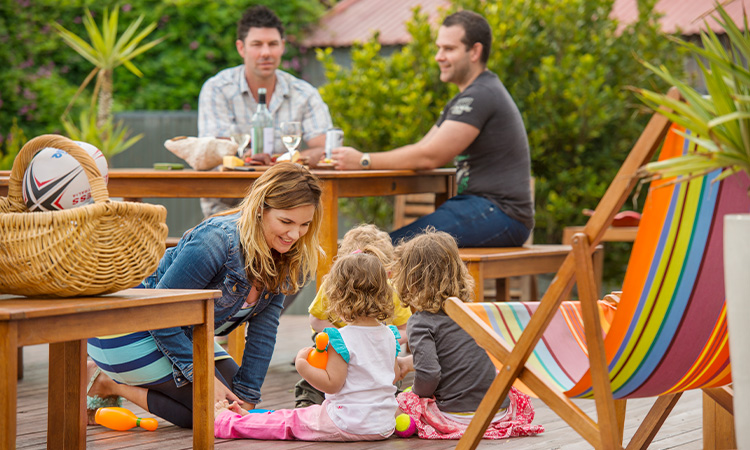 Families enjoying Port Elliot YHA