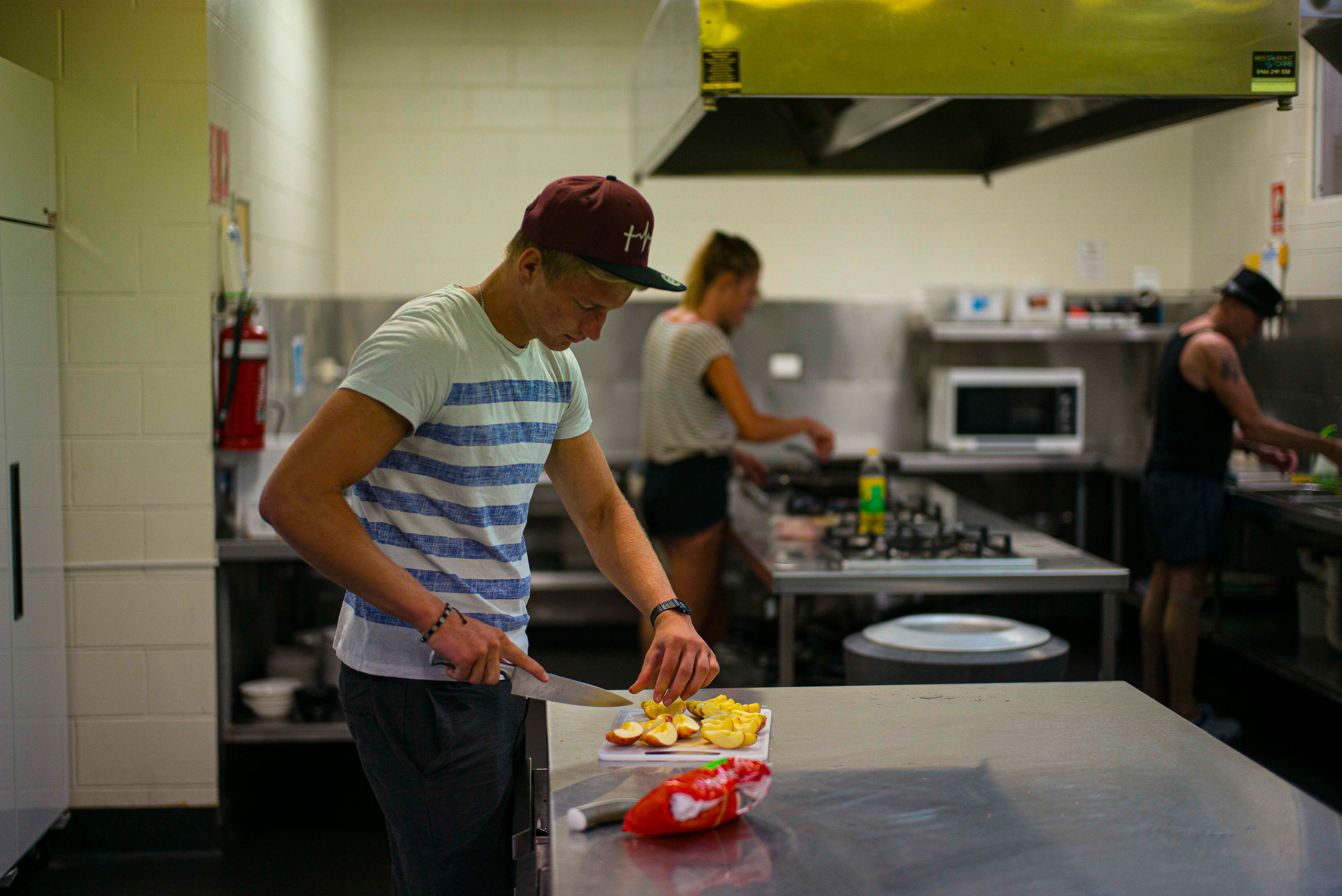 Cairns Central YHA_Kitchen.jpg