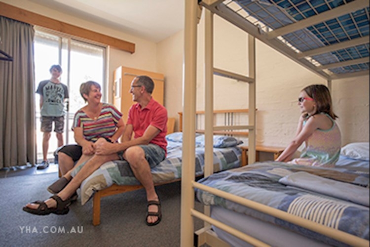 Grampians Eco YHA_family room_2017 (21).jpg