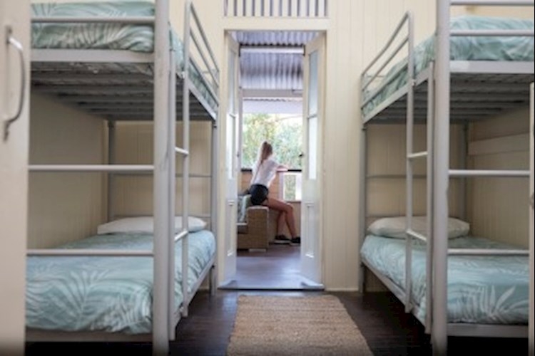 Noosa Heads YHA 4 share dorm female.JPG