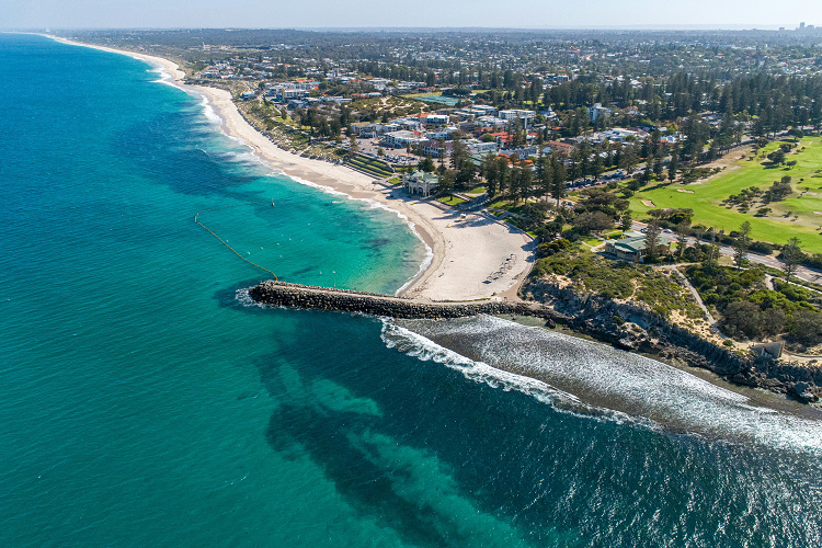 Surf_Cottesloe_Unsplash.jpg