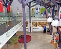 how hostels work thumbnail.jpg