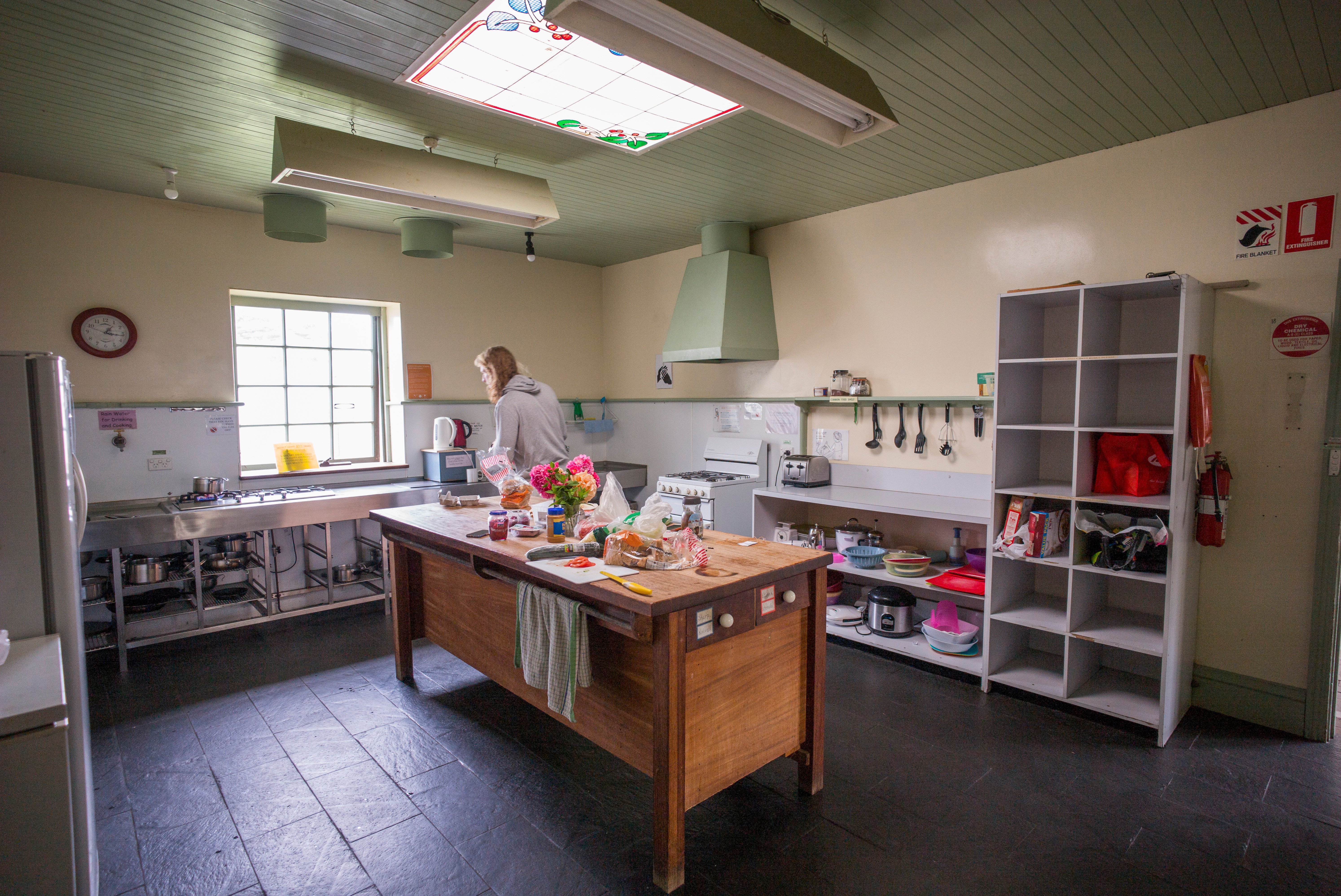Self-Catering Kitchen - Port Fairy YHA