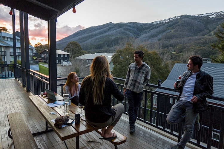 Thredbo YHA - Balcony Sunsets