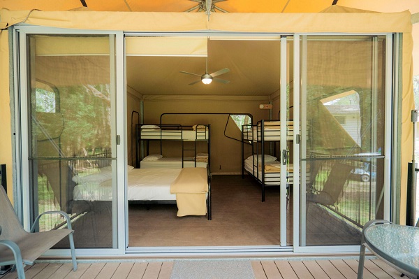 Wilderness Safari Tents_02.jpg