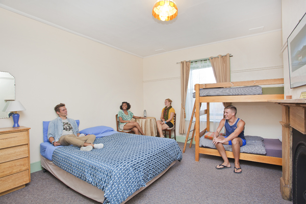 Port-Fairy-YHA-Family-Room 150x100 Ektron.jpg