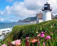 HI Montara - Point Montara Lighthouse.jpg