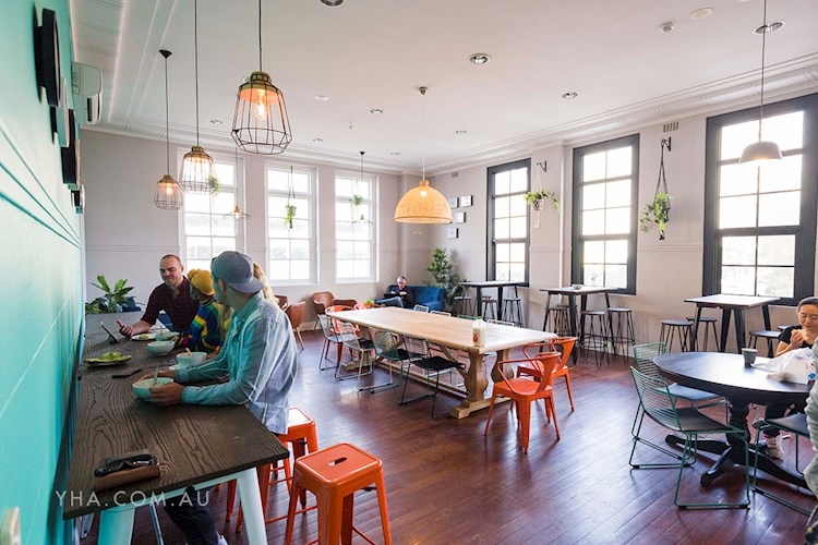 Perth City YHA_dining_2018 (21).jpg