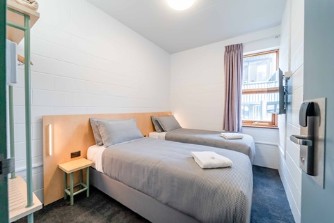 THRE_Twin_Room4.jpg