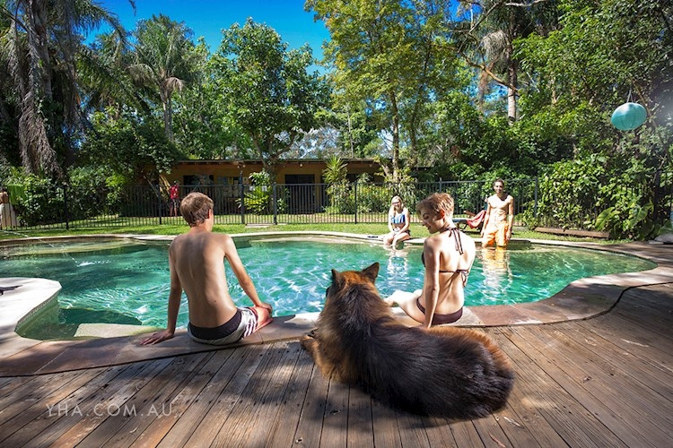 Port Stephens YHA - Pool